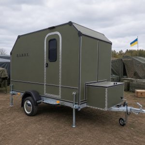 HARDY UNIT CAMPER у матовому оливковому кольорі з окремою санітарною зоною